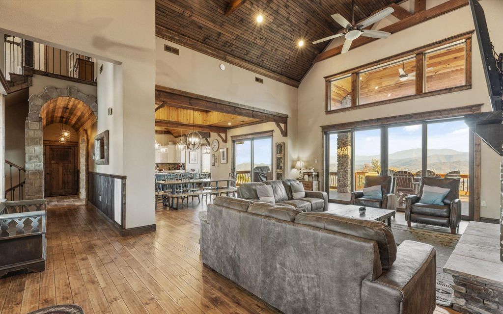 Grand Mountain Home with Unparalleled East Tennessee Views Available for 3.65 Million 12