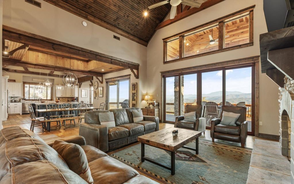 Grand Mountain Home with Unparalleled East Tennessee Views Available for 3.65 Million 14