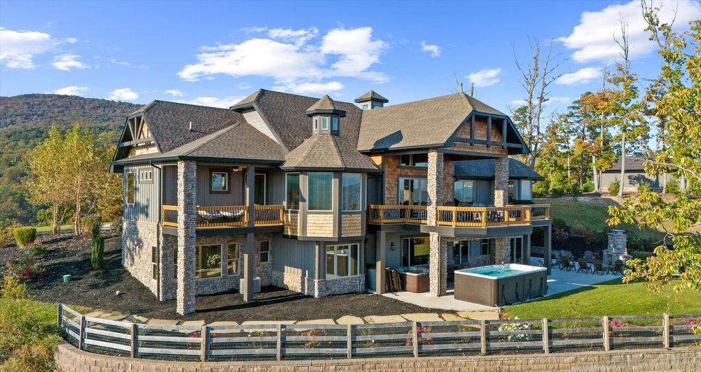Grand Mountain Home with Unparalleled East Tennessee Views Available for 3.65 Million 58