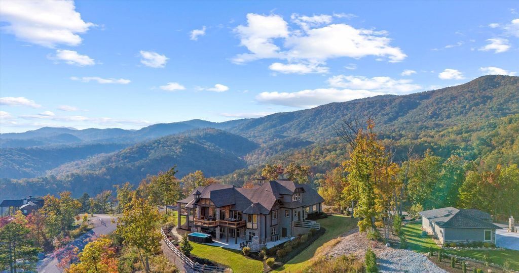 Grand Mountain Home with Unparalleled East Tennessee Views Available for 3.65 Million 7