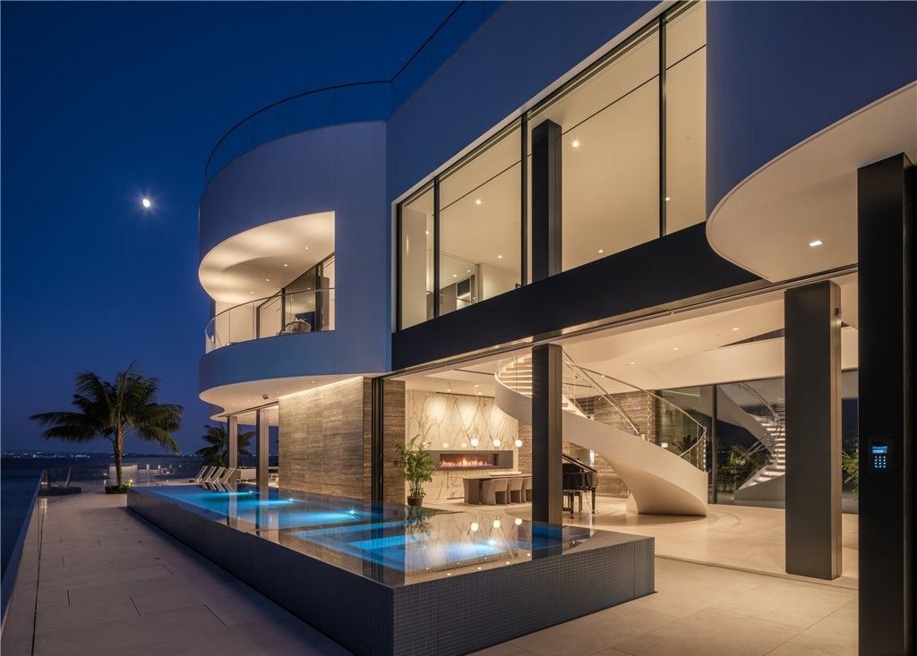 Iconic Masterpiece at The Point Offering Unobstructed Panoramic Views of San Diego Bay Priced at 43 Million 10