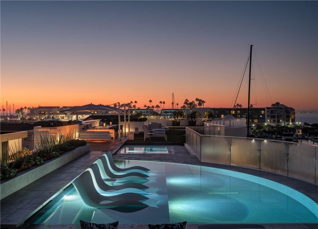 Iconic Masterpiece at The Point Offering Unobstructed Panoramic Views of San Diego Bay Priced at 43 Million 18