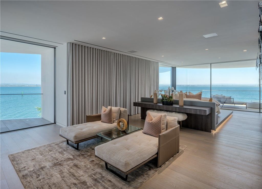 Iconic Masterpiece at The Point Offering Unobstructed Panoramic Views of San Diego Bay Priced at 43 Million 23