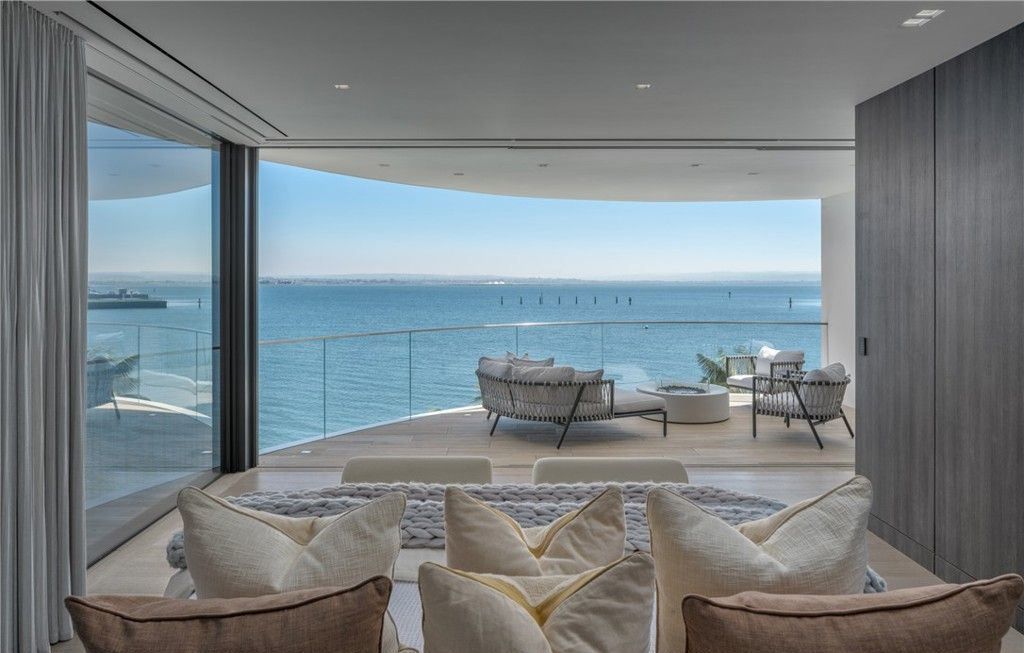Iconic Masterpiece at The Point Offering Unobstructed Panoramic Views of San Diego Bay Priced at 43 Million 24