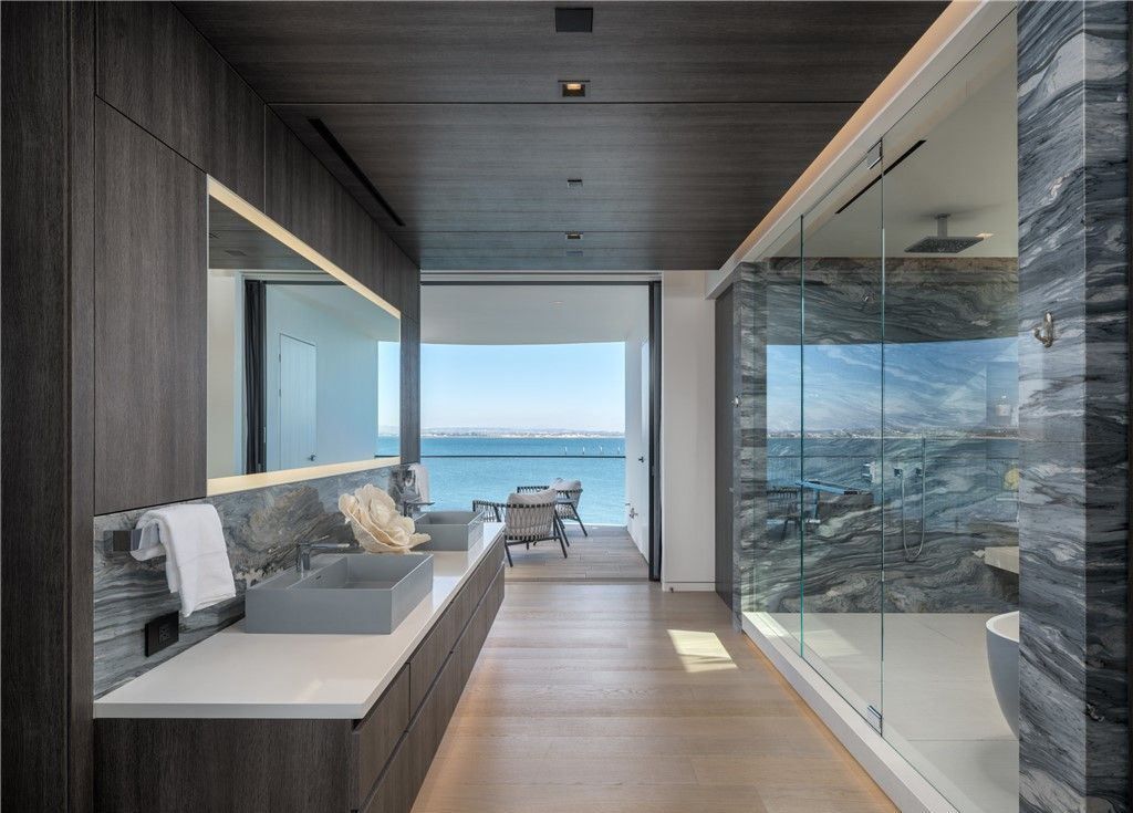 Iconic Masterpiece at The Point Offering Unobstructed Panoramic Views of San Diego Bay Priced at 43 Million 25