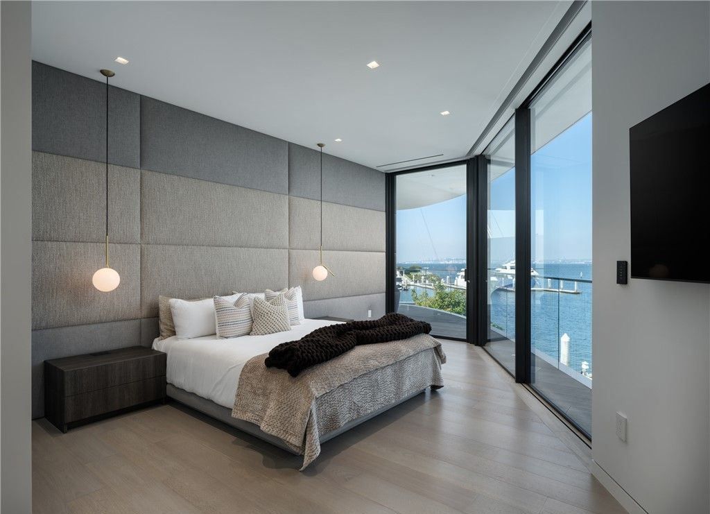 Iconic Masterpiece at The Point Offering Unobstructed Panoramic Views of San Diego Bay Priced at 43 Million 33