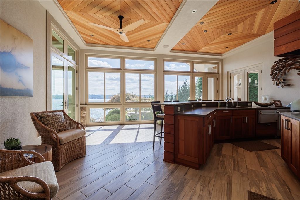 Luxury Waterfront Mansion with Prime Location on Canandaigua Lake Listed for 11.5 Million 19