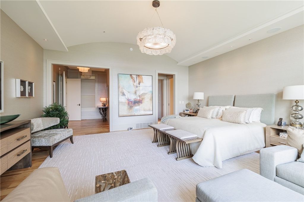 Luxury Waterfront Mansion with Prime Location on Canandaigua Lake Listed for 11.5 Million 24