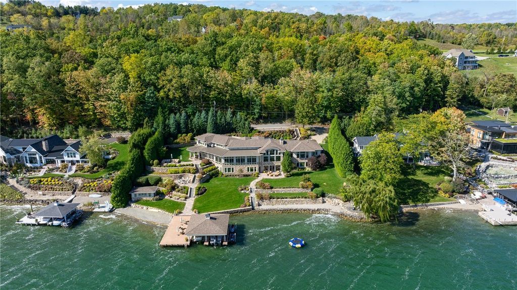 Luxury Waterfront Mansion with Prime Location on Canandaigua Lake Listed for 11.5 Million 3