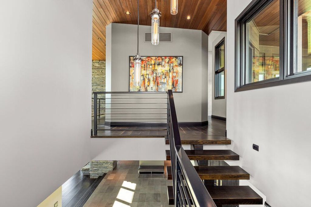 Nature and Architecture Unite in This Iconic Idaho Home Listed for 5925000 22
