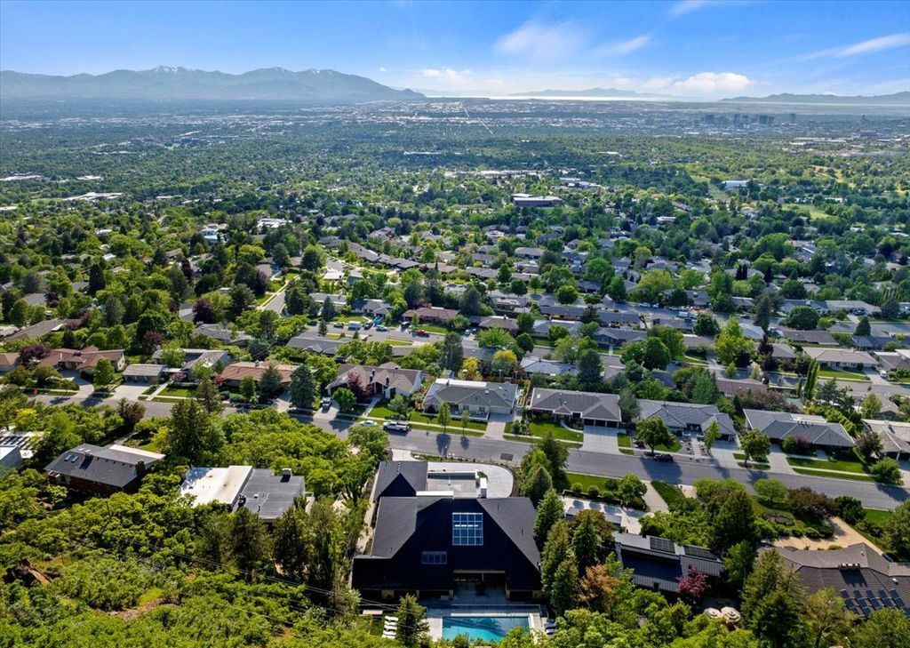 One of a Kind Utah Estate with Stunning Panoramic Valley Views Priced at 6.995 Million 10