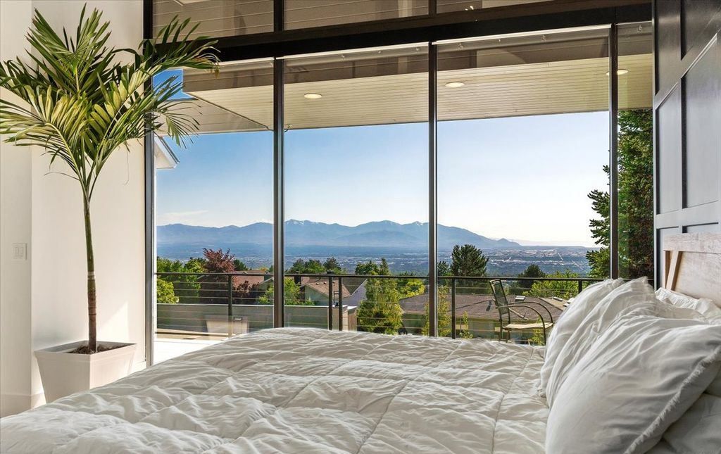 One of a Kind Utah Estate with Stunning Panoramic Valley Views Priced at 6.995 Million 28