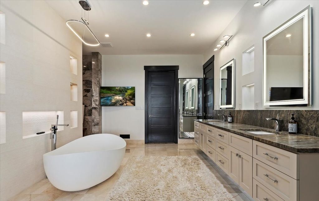 One of a Kind Utah Estate with Stunning Panoramic Valley Views Priced at 6.995 Million 31