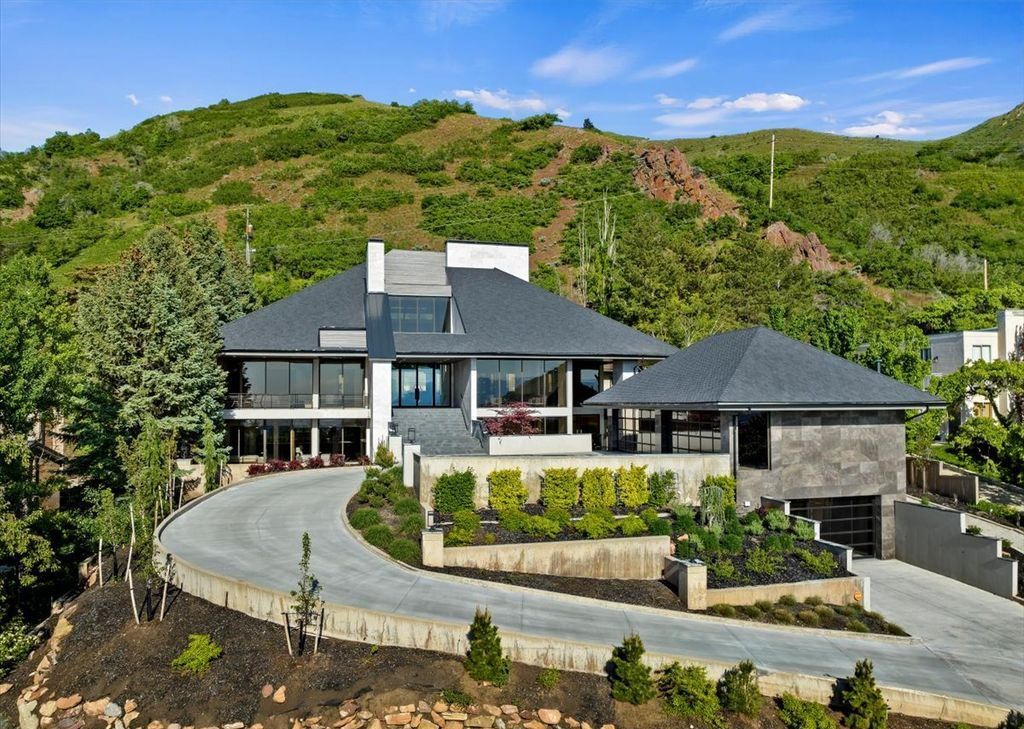 One of a Kind Utah Estate with Stunning Panoramic Valley Views Priced at 6.995 Million 7
