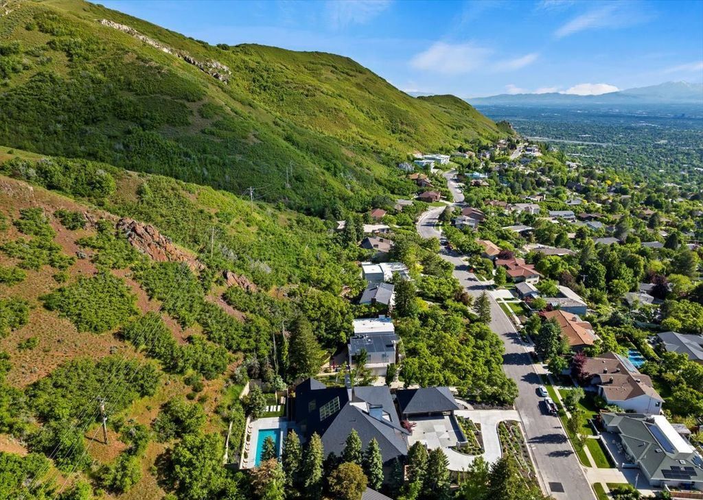 One of a Kind Utah Estate with Stunning Panoramic Valley Views Priced at 6.995 Million 9