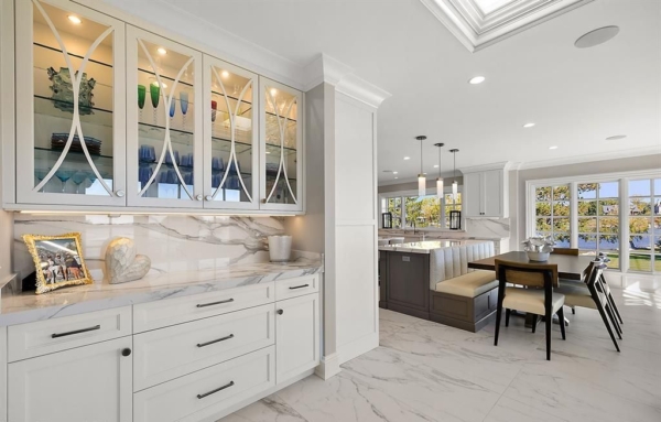 Rare Peninsula Estate Offering Luxurious Living and Scenic Views of ...