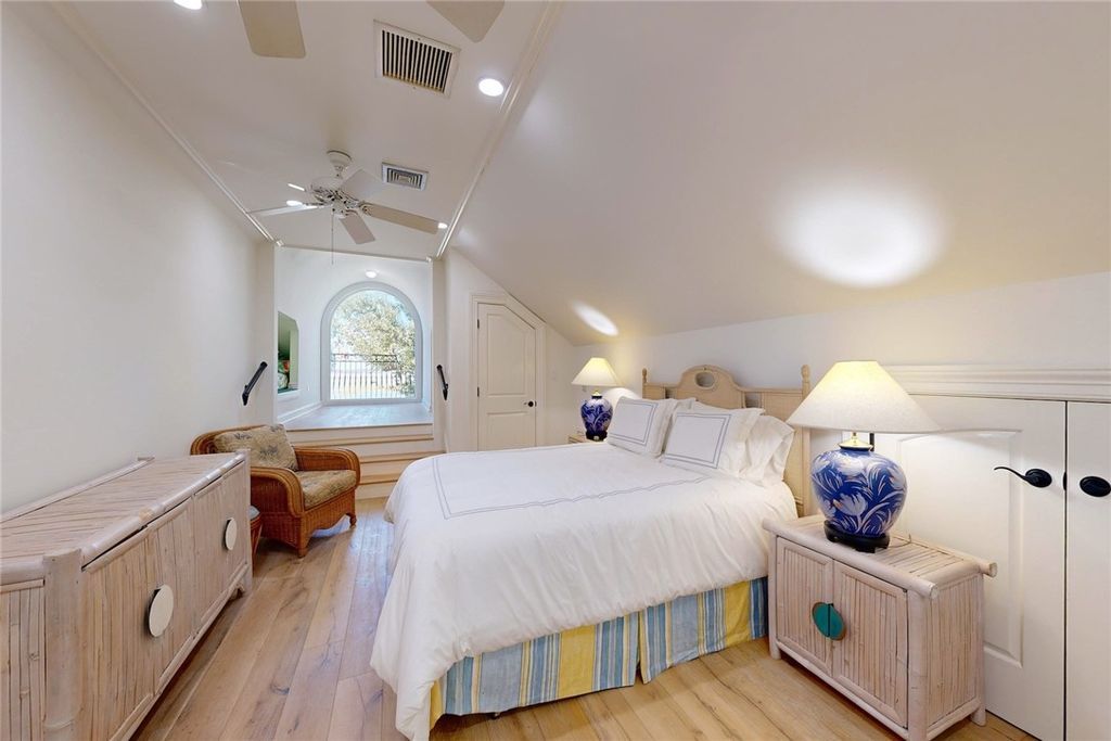 Sea Island Waterfront Paradise Iconic Deepwater Estate in Elite Community Asking 15.9 Million 47