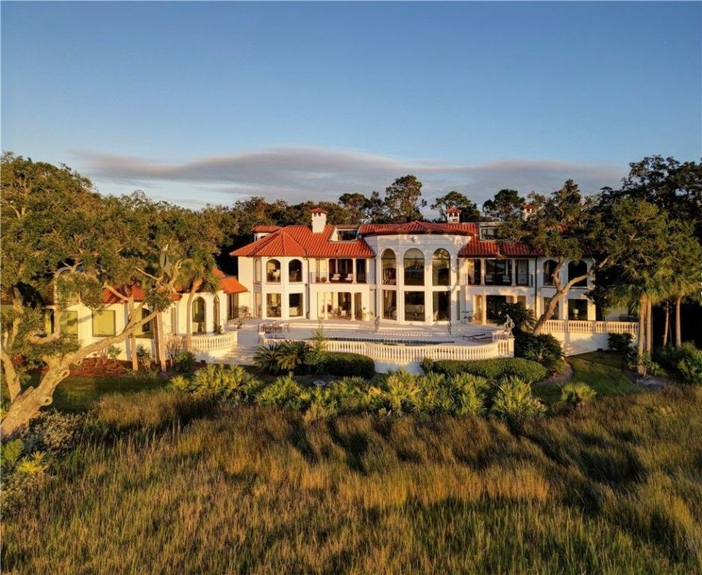 Sea Island Waterfront Paradise Iconic Deepwater Estate in Elite Community Asking 15.9 Million 7