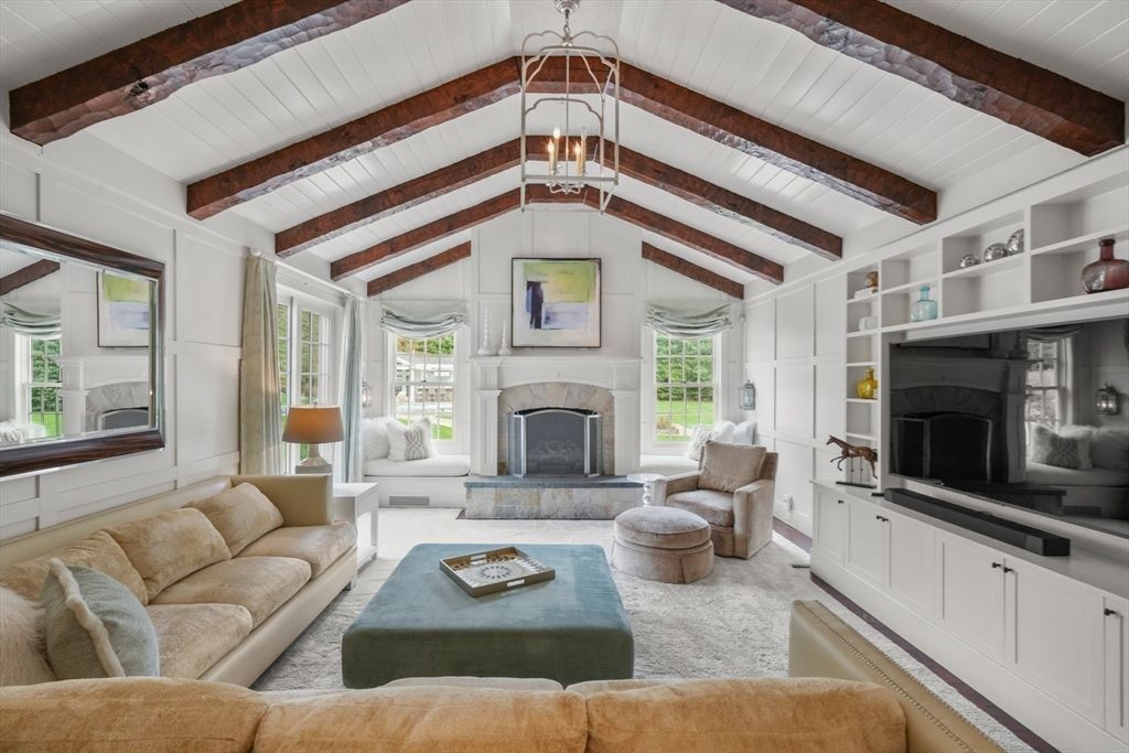 Stunning Georgian Inspired Home in a Beautiful Massachusetts Setting Priced at 10 Million 16