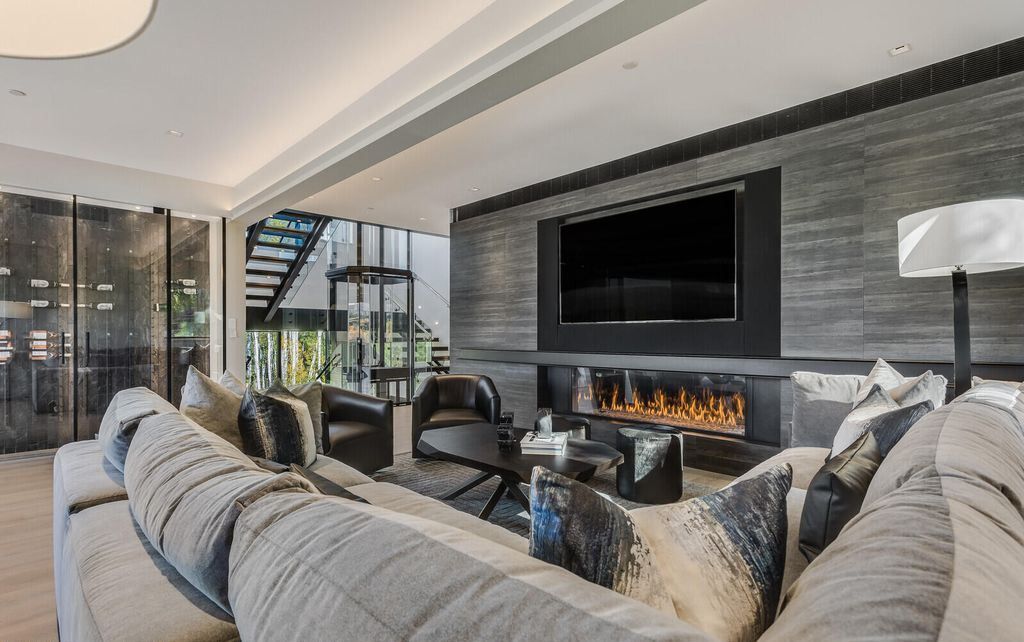 Trophy Home Defined by Chic Style and Impeccable Craftsmanship Hits Market for 26 Million in Colorado 36
