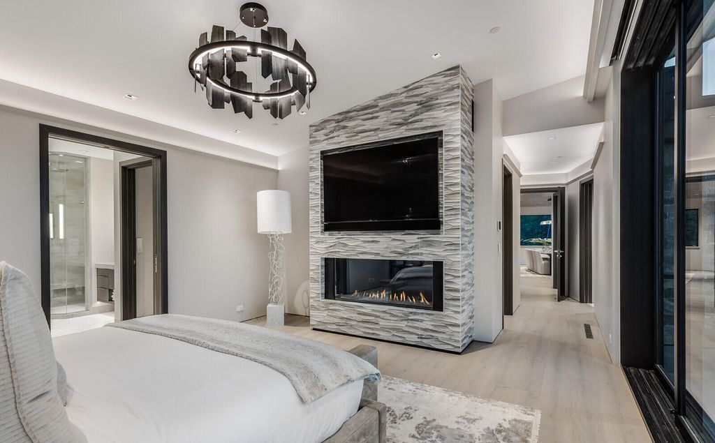 Trophy Home Defined by Chic Style and Impeccable Craftsmanship Hits Market for 26 Million in Colorado 42