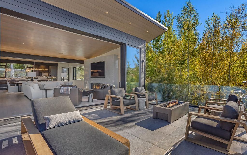 Trophy Home Defined by Chic Style and Impeccable Craftsmanship Hits Market for 26 Million in Colorado 62