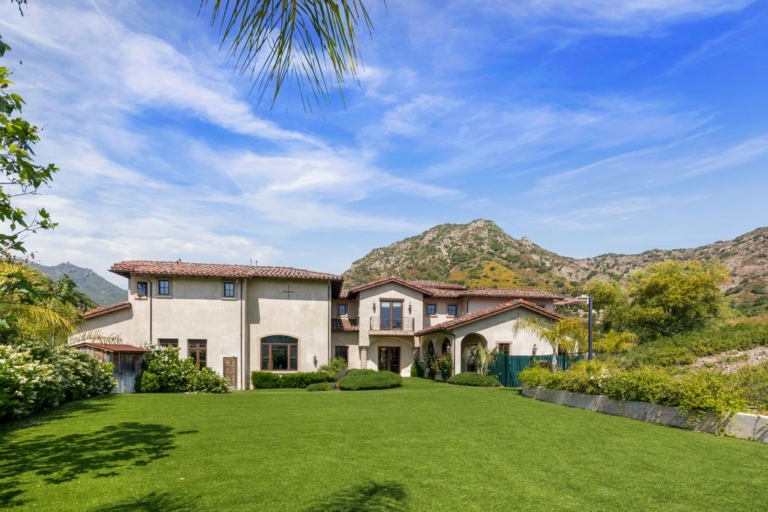 Photo inspiration: Fresh Look at Tuscan Masterpiece In Gated Lobo Canyon Estates Offering Unmatched