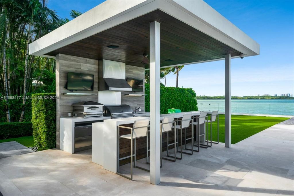 $78 Million Custom-Built Trophy Estate with Biscayne Bay Frontage in Prestigious Bal Harbour