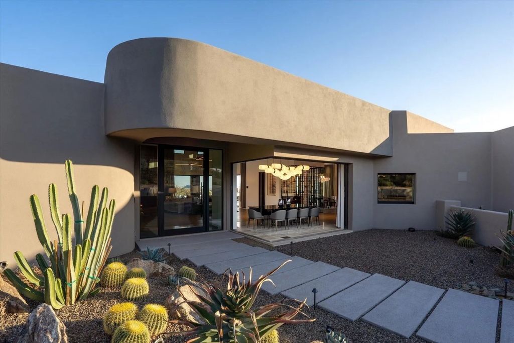 A Masterful Transformation Stunning Arizona Estate Remodeled by Gemini Builders and JFS Design Priced at 11995000 10