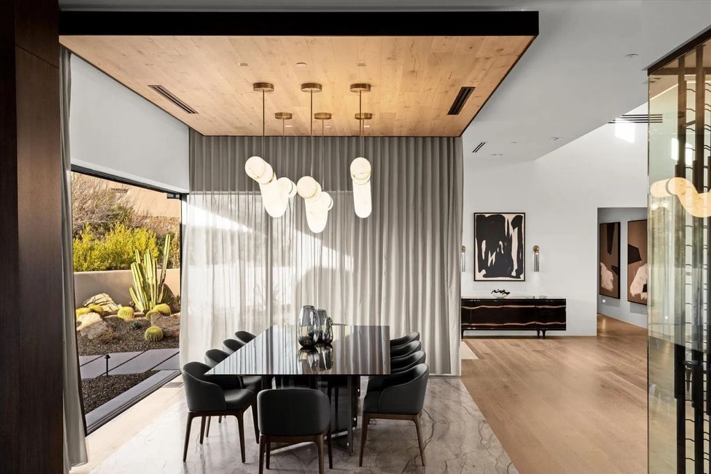 A Masterful Transformation Stunning Arizona Estate Remodeled by Gemini Builders and JFS Design Priced at 11995000 13