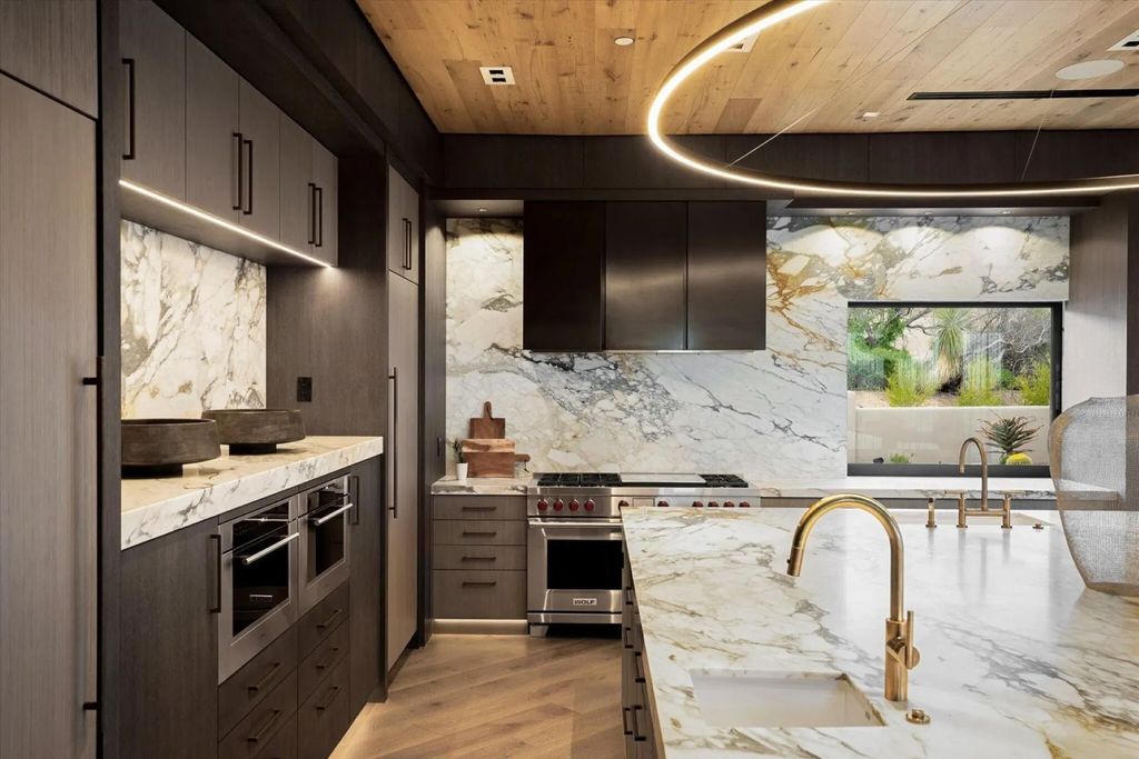 A Masterful Transformation Stunning Arizona Estate Remodeled by Gemini Builders and JFS Design Priced at 11995000 17