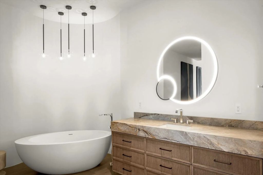 A Masterful Transformation Stunning Arizona Estate Remodeled by Gemini Builders and JFS Design Priced at 11995000 31