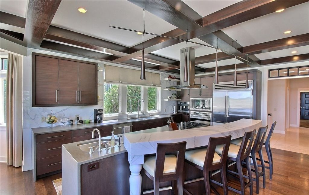 A Waterfront Dream Extraordinary Lake Erie Estate in Ohio Priced at 4.95 Million 7