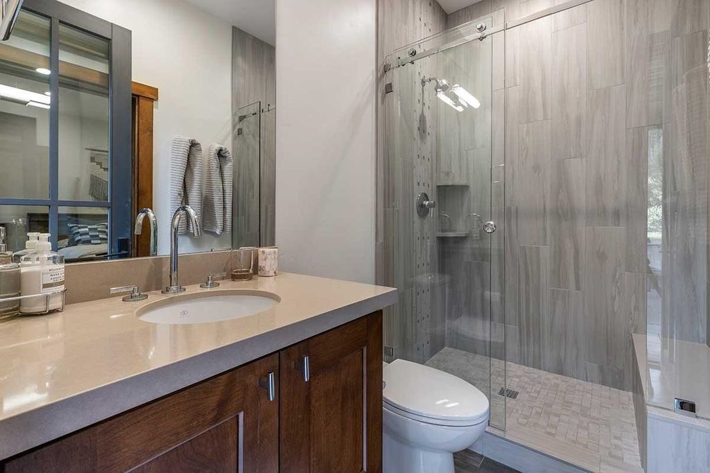 California Living Perfected Martis Camp Home Seamlessly Blending Grandeur and Warmth for 7479000 18