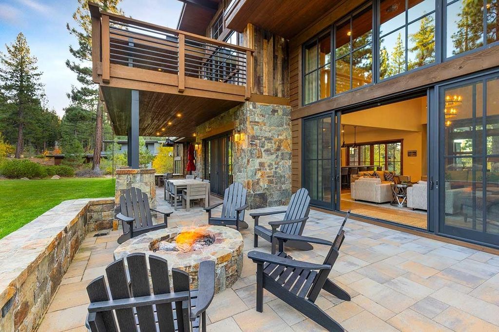 California Living Perfected Martis Camp Home Seamlessly Blending Grandeur and Warmth for 7479000 4