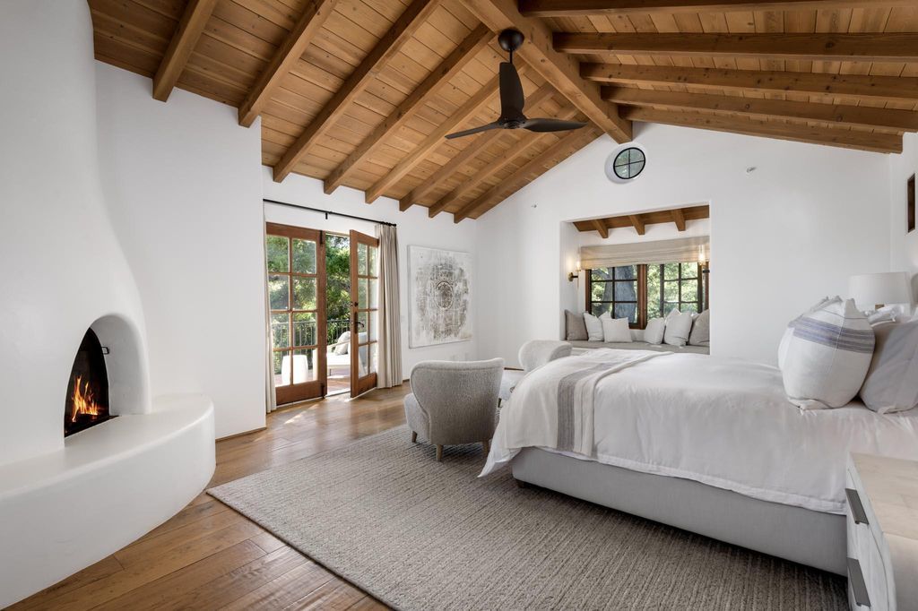 Escape to Opulence Spanish Colonial Estate in California Listed at 10.85 Million 14