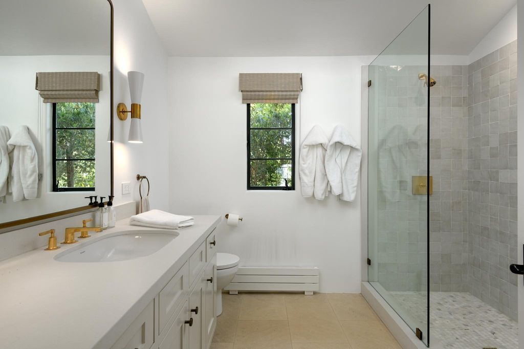 Escape to Opulence Spanish Colonial Estate in California Listed at 10.85 Million 23