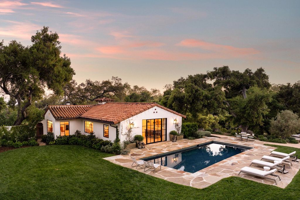 Escape to Opulence Spanish Colonial Estate in California Listed at 10.85 Million 25