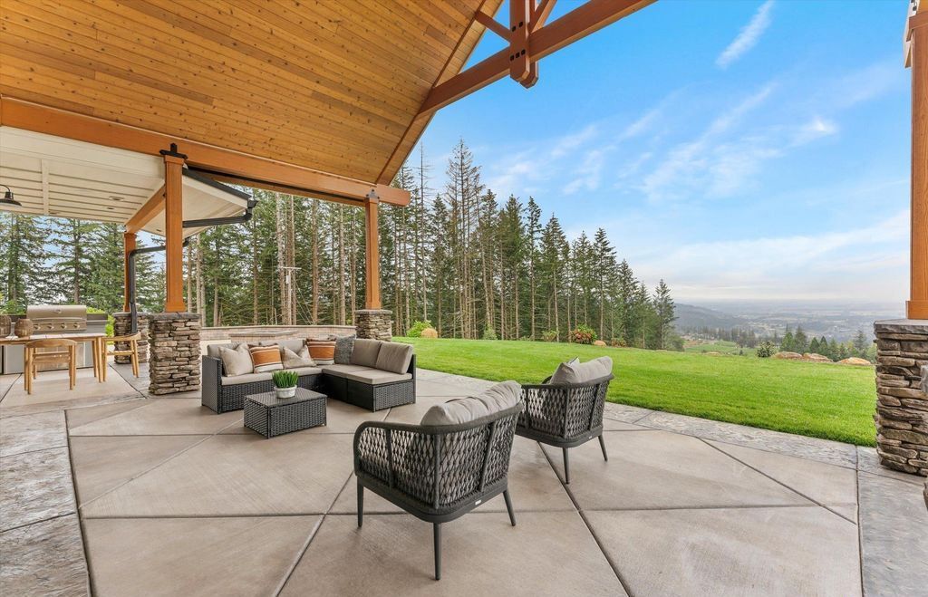 Escape to Tranquility Oregon Wine Country Oasis for a Vacation Like Lifestyle 4999000 40