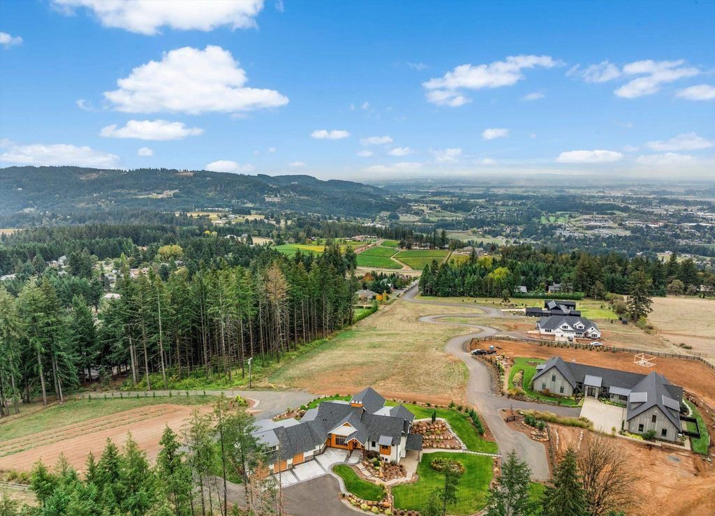 Escape to Tranquility Oregon Wine Country Oasis for a Vacation Like Lifestyle 4999000 48