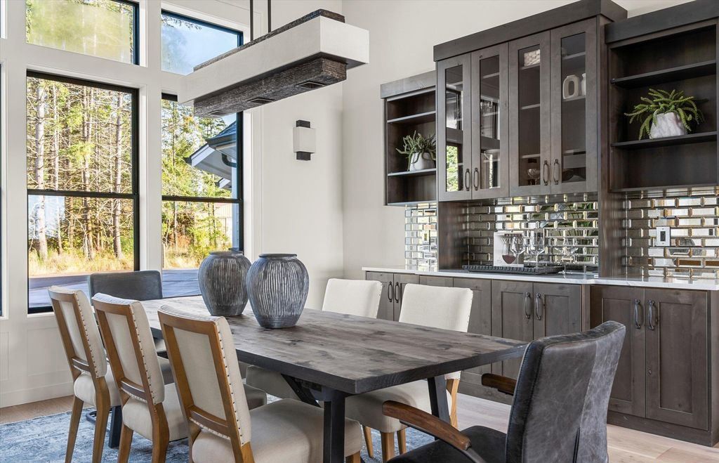 Escape to Tranquility Oregon Wine Country Oasis for a Vacation Like Lifestyle 4999000 5