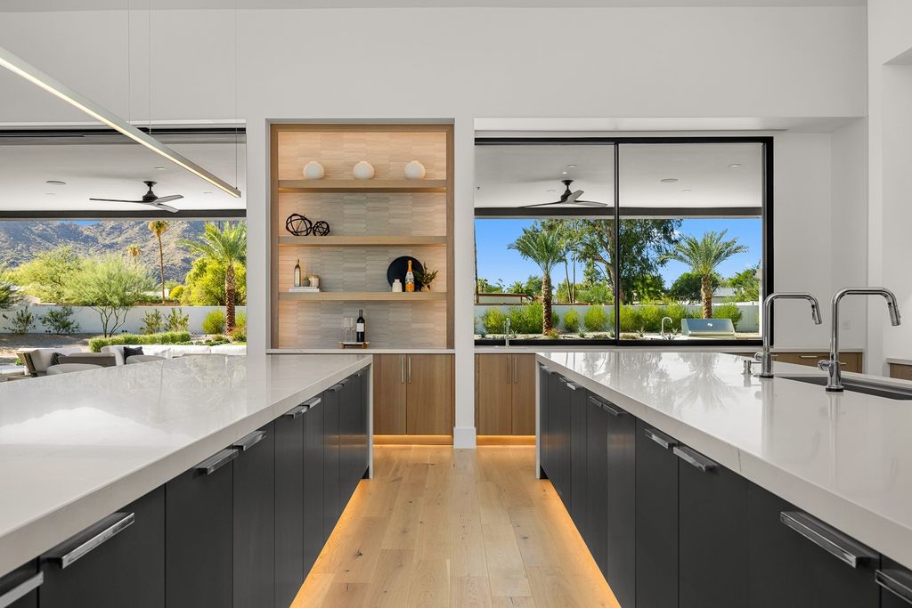 Exclusive Arizona Retreat Sleek Modern Design with Breathtaking Views Available for 8.95 Million 16
