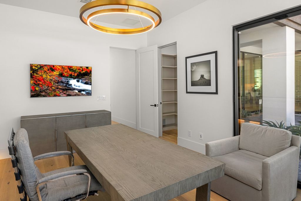 Exclusive Arizona Retreat Sleek Modern Design with Breathtaking Views Available for 8.95 Million 38