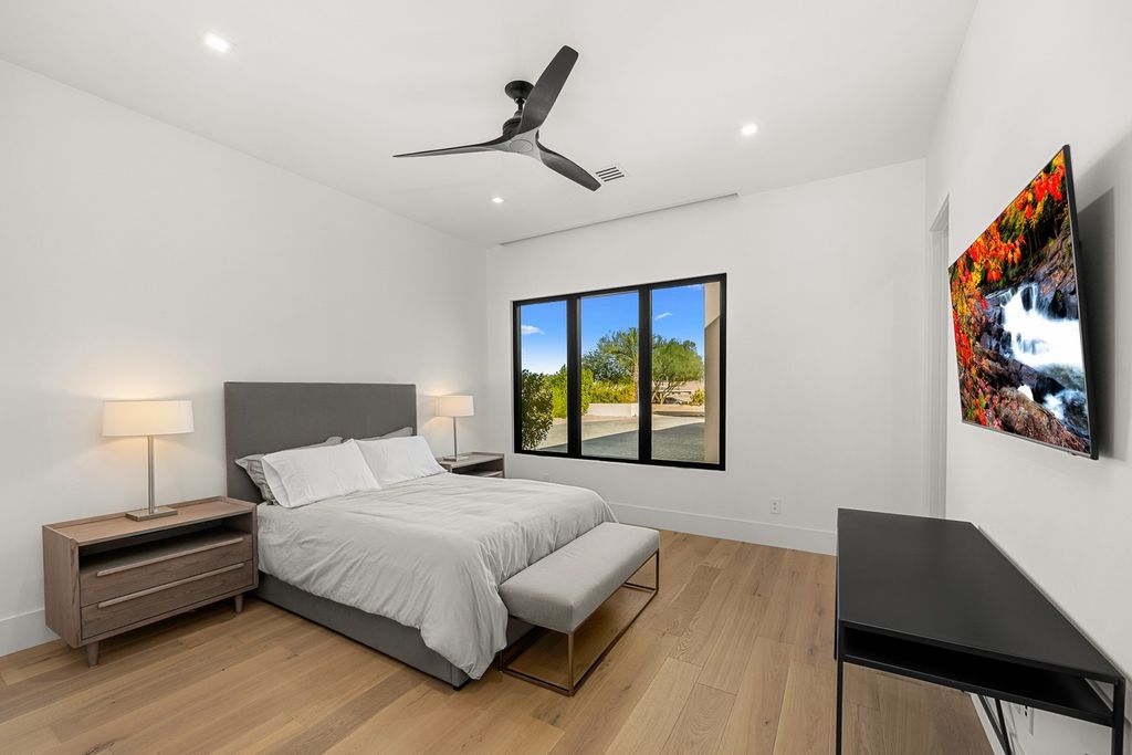 Exclusive Arizona Retreat Sleek Modern Design with Breathtaking Views Available for 8.95 Million 41