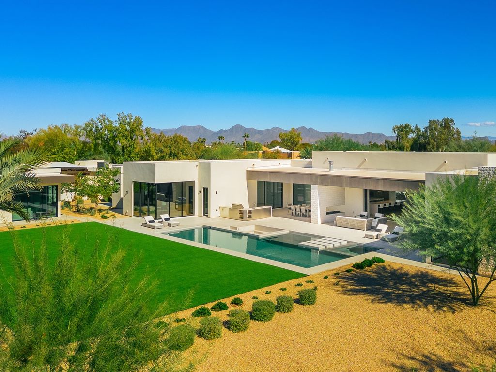 Exclusive Arizona Retreat Sleek Modern Design with Breathtaking Views Available for 8.95 Million 49