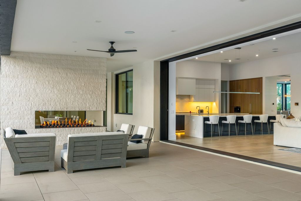 Exclusive Arizona Retreat Sleek Modern Design with Breathtaking Views Available for 8.95 Million 51