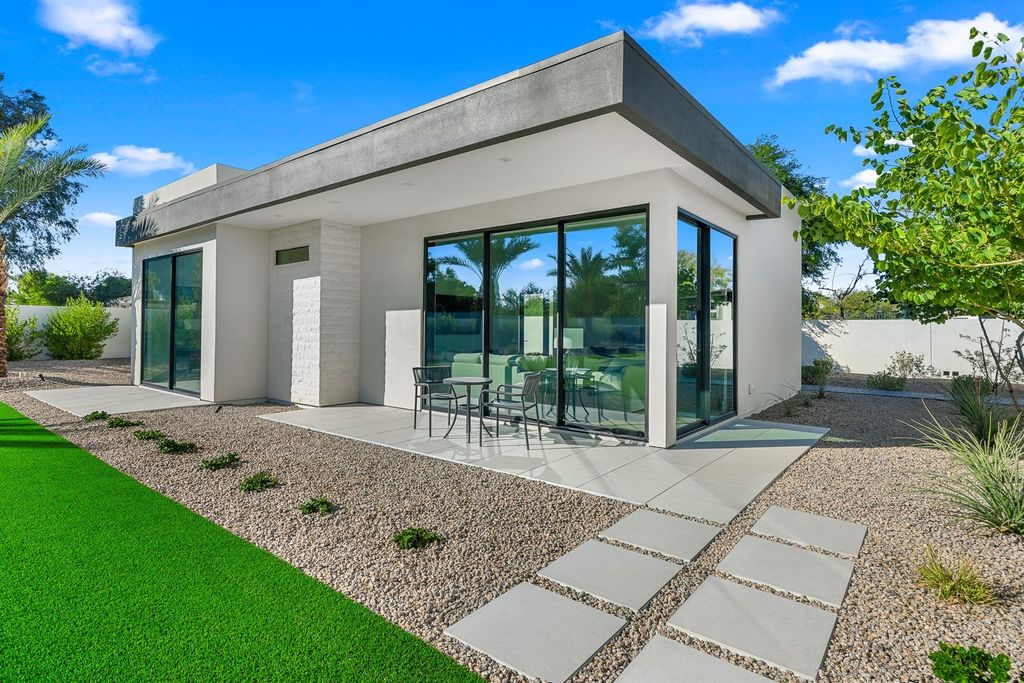 Exclusive Arizona Retreat Sleek Modern Design with Breathtaking Views Available for 8.95 Million 58