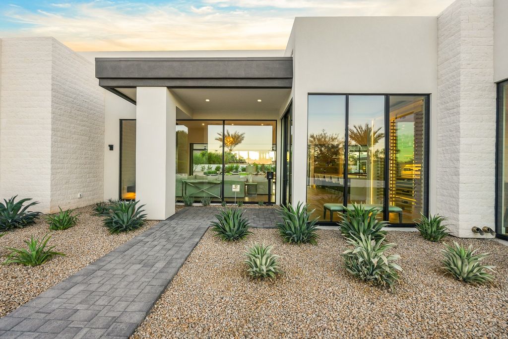 Exclusive Arizona Retreat Sleek Modern Design with Breathtaking Views Available for 8.95 Million 65