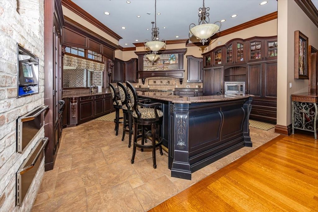 Exquisite Design Unparalleled Quality Indiana Estate by Pete McCullough Priced at 3.8 Million 16