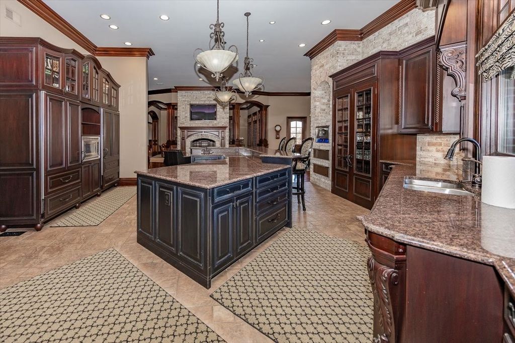 Exquisite Design Unparalleled Quality Indiana Estate by Pete McCullough Priced at 3.8 Million 19